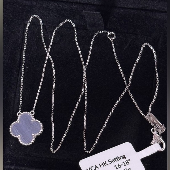 BRANDNEW 18K WHITE GOLD 15mm CHALCEDONY NECKLACE 16-18 INCHES - Picture 8 of 11